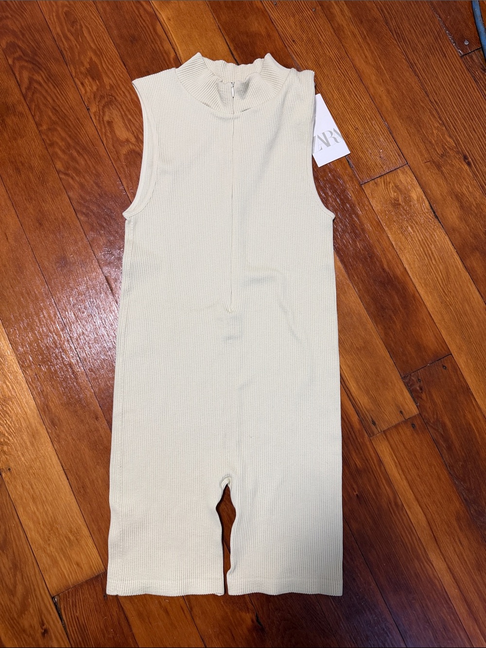 Women’s Cream Ribbed Active Biker